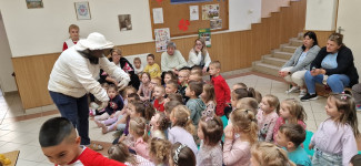 Kép szöveg